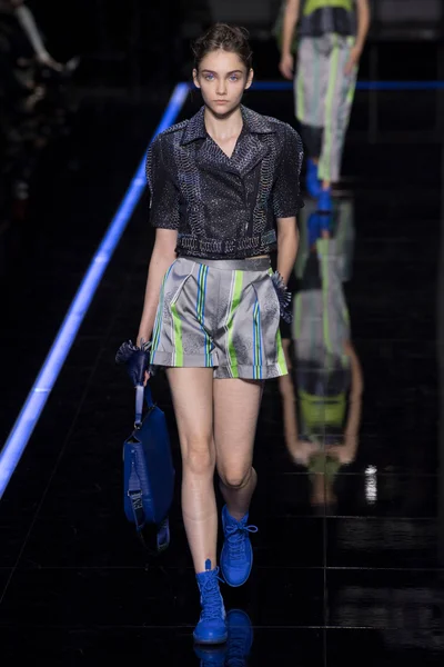 Look 128